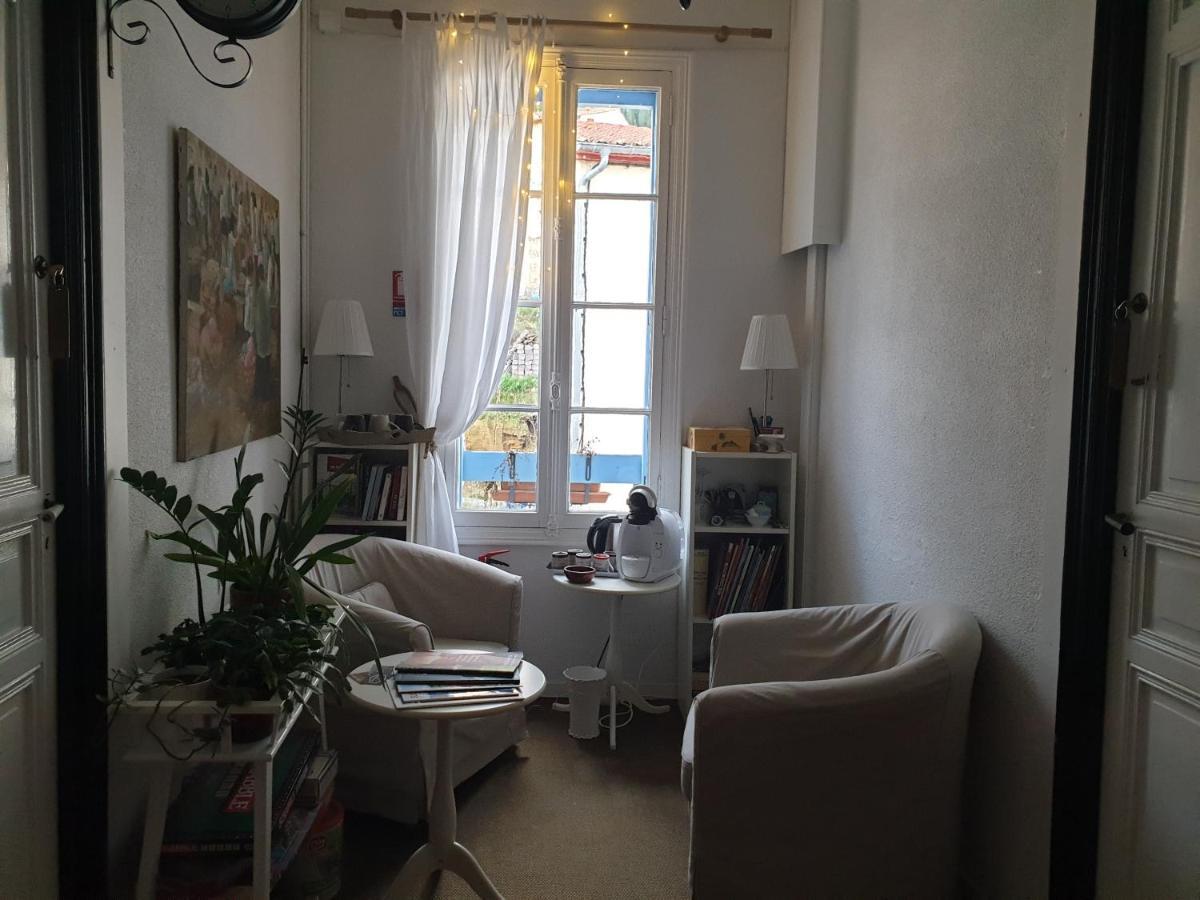 Tautavel Chambres D'Hotes Et Gites- L'Abri Sous Roche מראה חיצוני תמונה