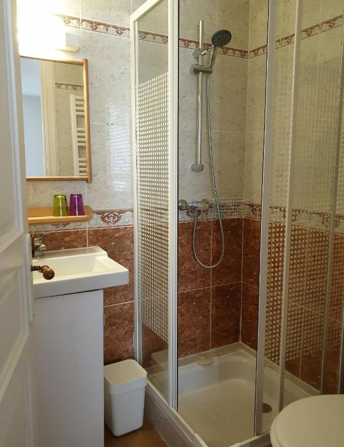 Tautavel Chambres D'Hotes Et Gites- L'Abri Sous Roche מראה חיצוני תמונה